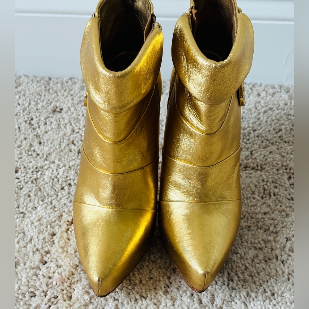 Gorgeous Anna Dello Russo Gold Genuine Leather Ankle Boots Size 40 NWOT - Picture 15 of 17